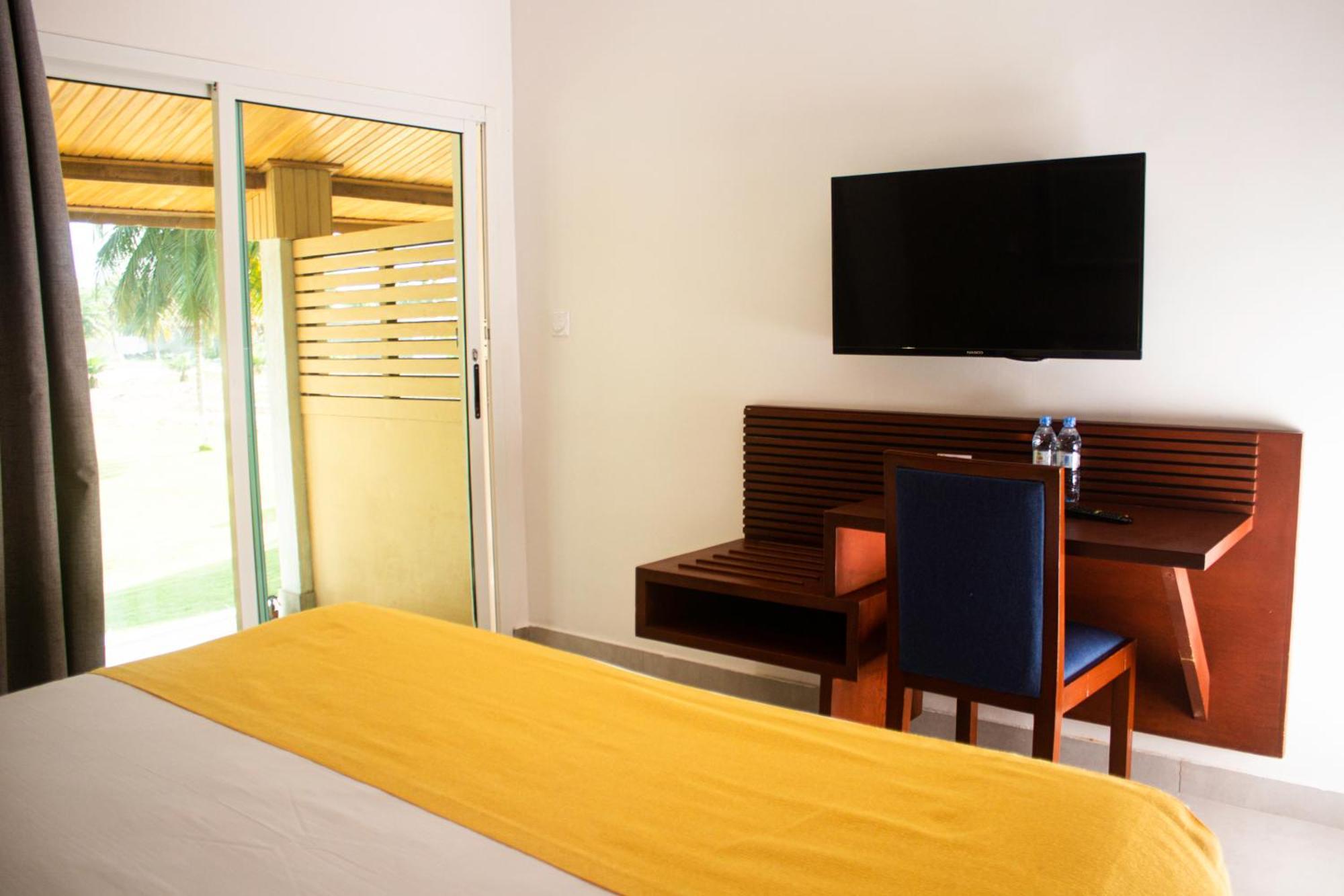 Enotel Beach Hotel San-Pédro Exteriör bild