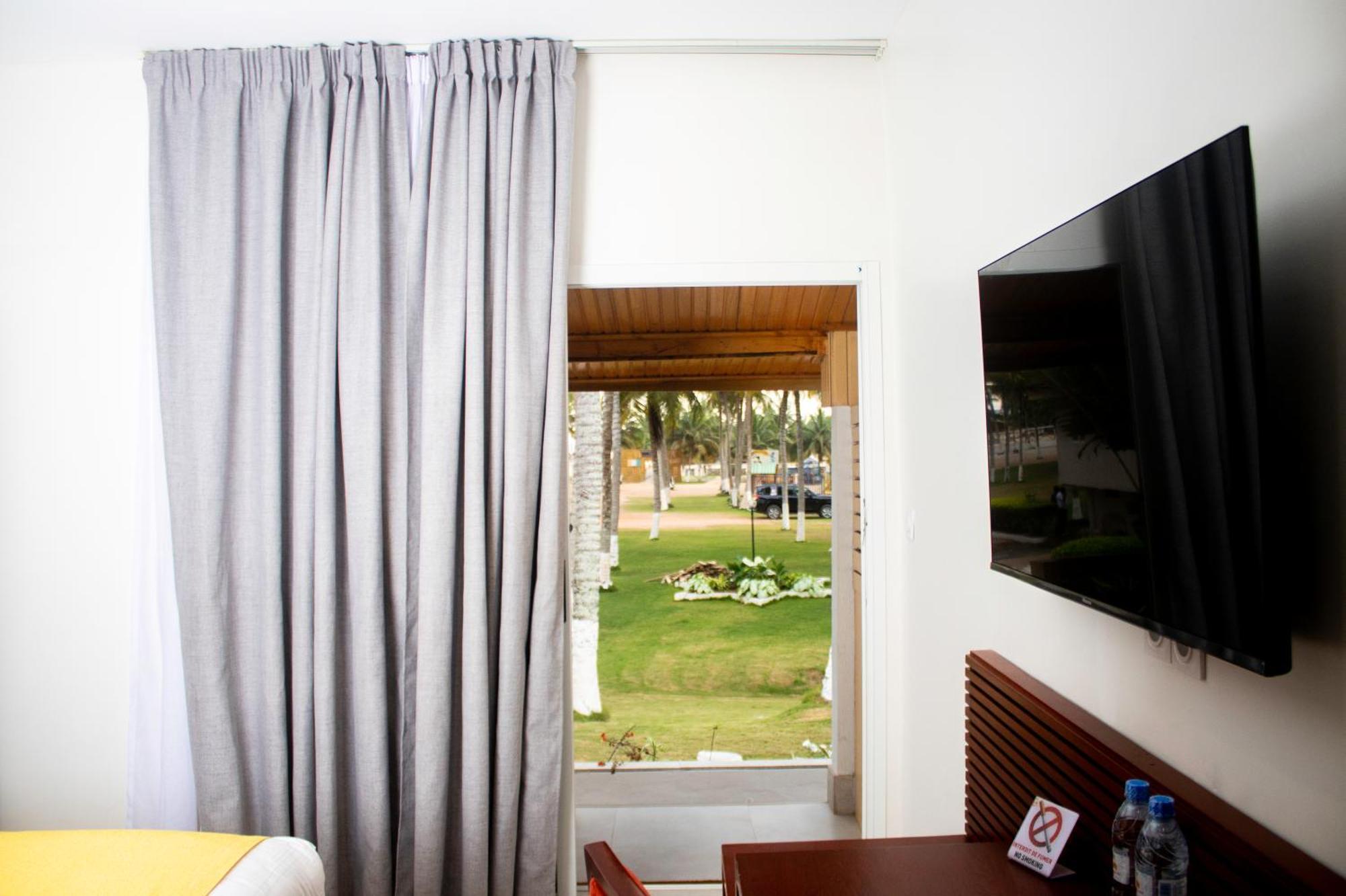 Enotel Beach Hotel San-Pédro Exteriör bild
