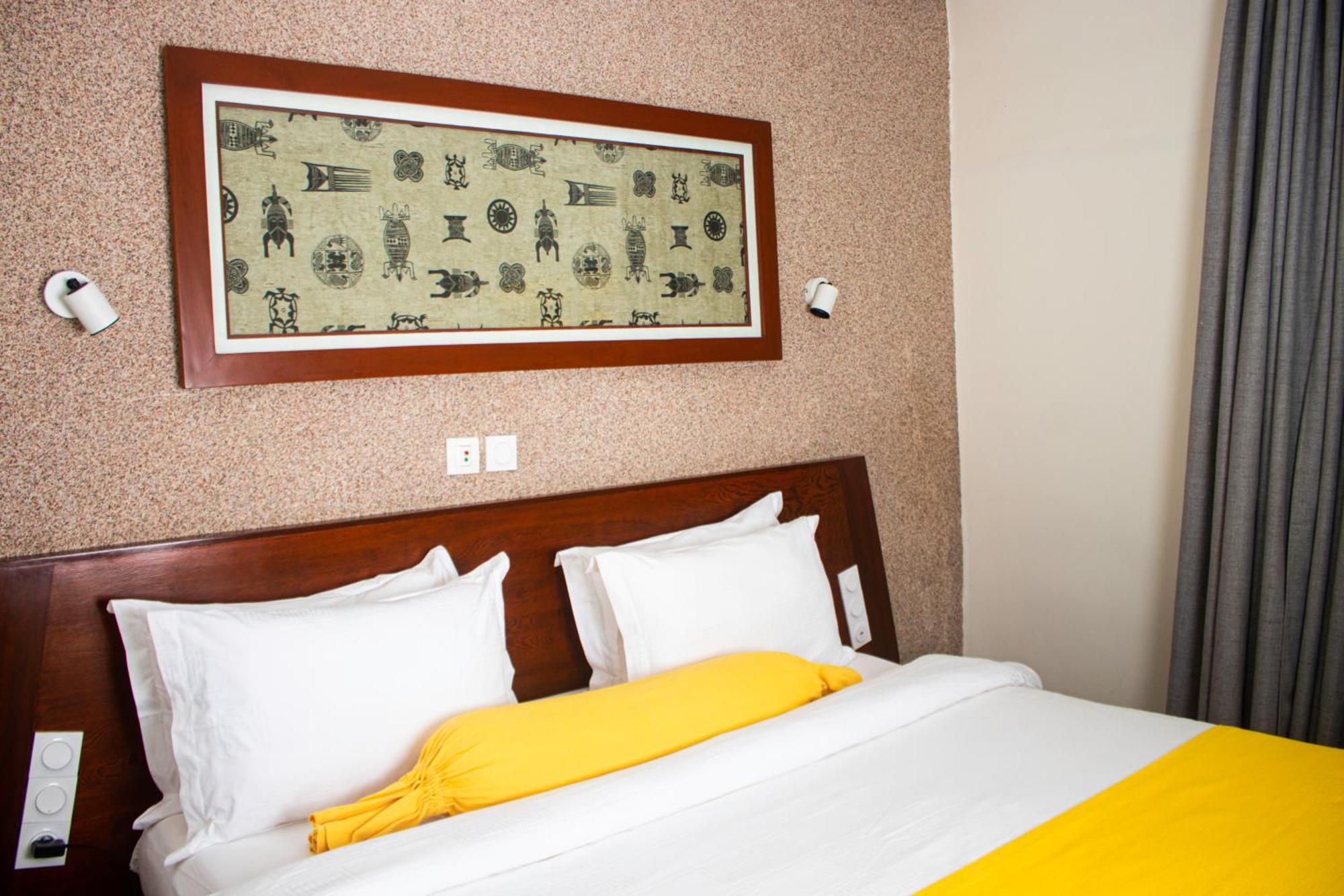 Enotel Beach Hotel San-Pédro Exteriör bild